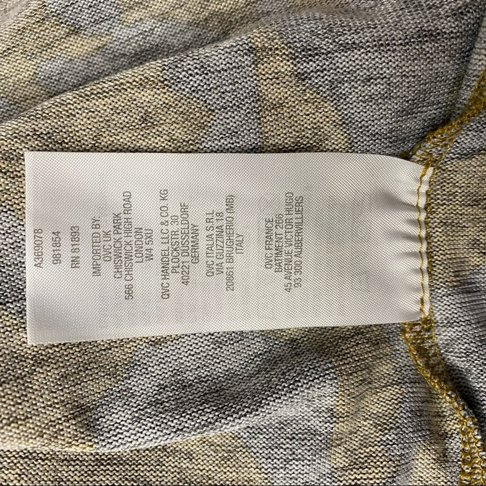 LOGO Printed Asymmetric Hem Sweaterknit Top - Picture 6 of 7